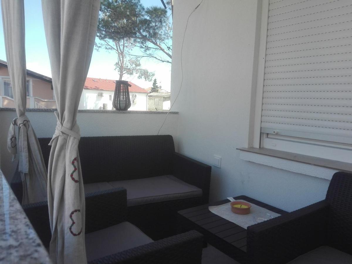 Apartman Bunaric Vir Exterior foto