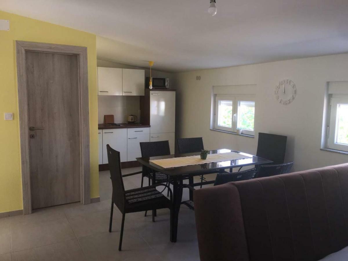 Apartman Bunaric Vir Exterior foto