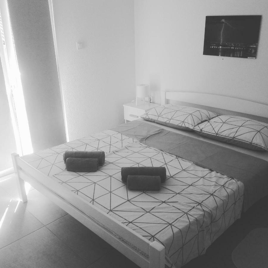 Apartman Bunaric Vir Exterior foto